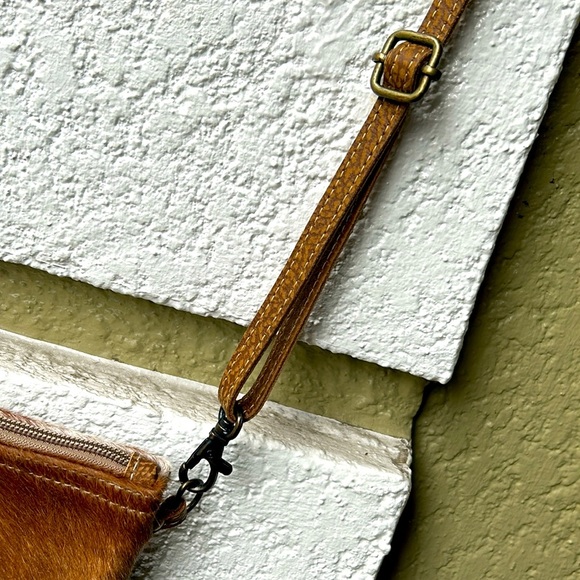 Myra cowhide bag 💼 EUC - Picture 5 of 13